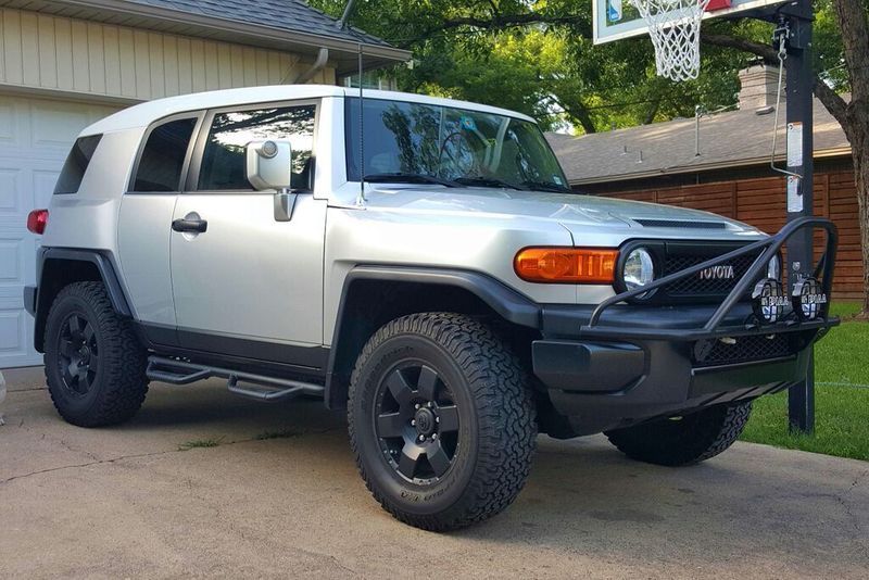 2008 FJ Cruiser (silver) blackout parts or not Toyota FJ Cruiser Forum